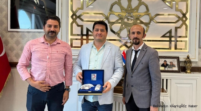Türk Kızılay’ından Bolvadin Belediye Başkanı Derviş Aynacı'ya Ziyaret