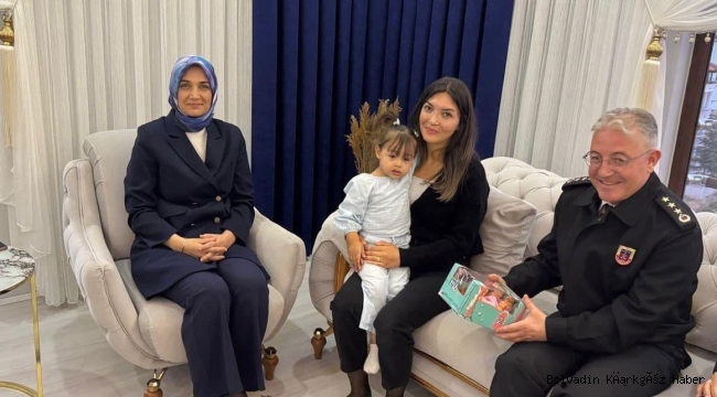 Vali Yiğitbaşı Şehit Ailelerini Ziyaret Etti