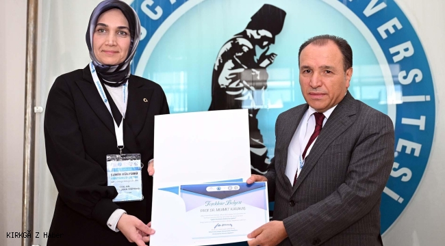 Afyon’da “Geleceğin Şehirleri ve Şehirlerin Geleceği” Temalı Bilgi Şöleni Başladı