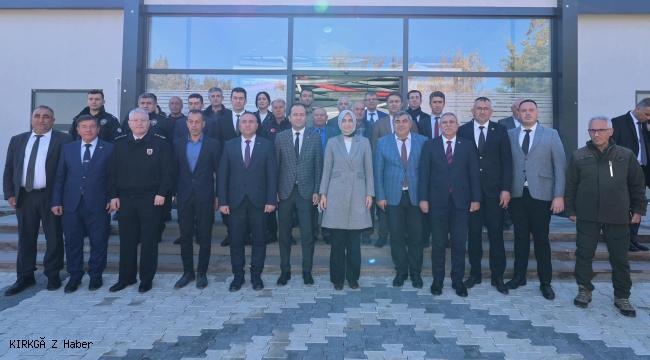 Afyonkarahisar Valisi Yiğitbaşı Çay'da Vatandaşlarla Buluştu
