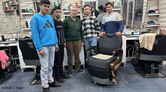 Bolvadin&#039;de Berberlik Mesleği Çıraklıkta Öncü İsim Hasan Hüseyin Göksu