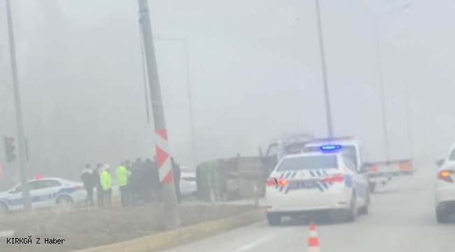Afyonkarahisar Çay-Bolvadin Karayolu'nda Sis Nedeniyle Trafik Kazası Meydana Geldi
