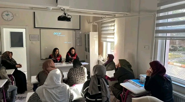 Afyonkarahisar Sinanpaşa’da Kadın Çiftçilere Yönelik Bilgilendirme Toplantısı Düzenlendi