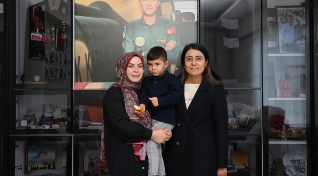 Afyonkarahisar Valisi’nden Şehit Oğluna Doğum Günü Tebriği: Anlamlı Ziyaret Gerçekleşti