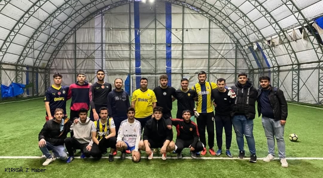 AKÜ Bolvadin Meslek Yüksekokulu Öğrencileri Futbol Turnuvası Düzenledi