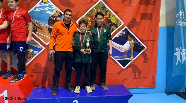 Alkasan Ortaokulu, Afyonkarahisar Yıldız Erkek Masa Tenisi Turnuvası'nda İl 3.'sü Oldu