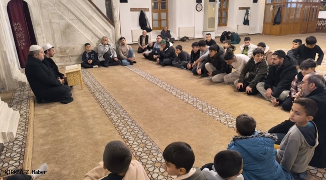 Bolvadin’de “En Uzun Gece” Tefekkür Programı Düzenlendi