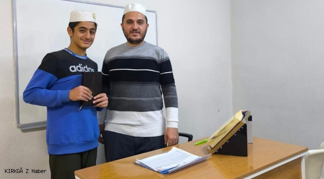 Bolvadin'de Hafızlık Başarısı: Ejder Doğu Hafız Oldu