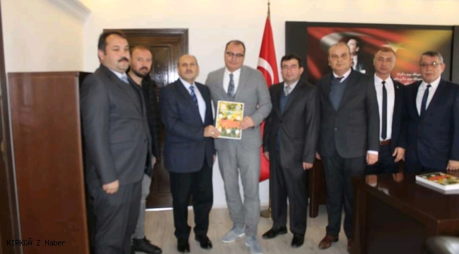 "Bolvadini Boyuyorum" Boyama Kitabı Kaymakama Takdim Edildi