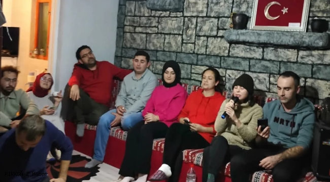 Güneyköy&#039;de Türkülerle ve Şiirlerle Dolu Unutulmaz Bir Akşam