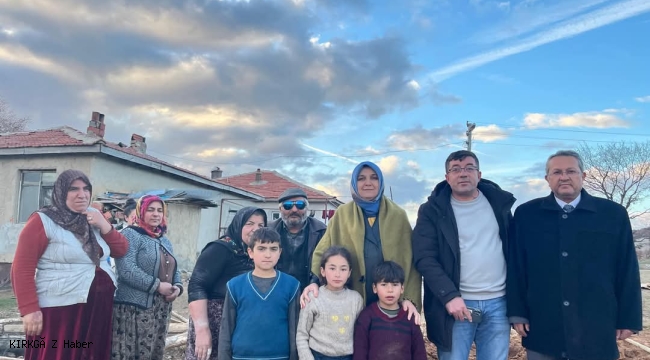 İhsaniye Belediye Başkanı Görme Engelli Vatandaşlara Beyaz Baston Hediye Etti