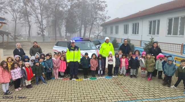Sinanpaşa'da Minik Öğrencilere Trafik Bilinci Eğitimi Verildi
