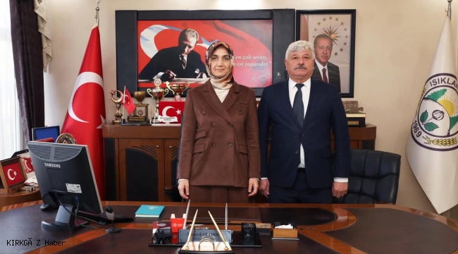 Vali Doç. Dr. Kübra Güran Yiğitbaşı, Işıklar Belediye Başkanı Murat Karamoçu’yu makamında ziyaret etti.