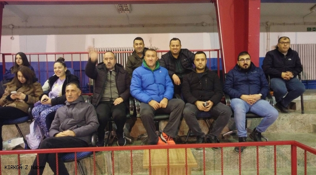 Afyonkarahisar Emirdağ&#039;da Gurbetçi Kupası Voleybol Turnuvası Heyecanı Devam Ediyor