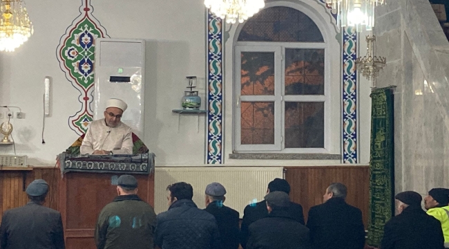 Yatsı Namazında Buluşuyorlar! Afyon’da Örnek Adım