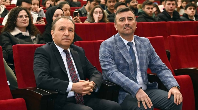 Afyonkarahisar'da 966 Kadroya 4836 Kişi Başvurdu