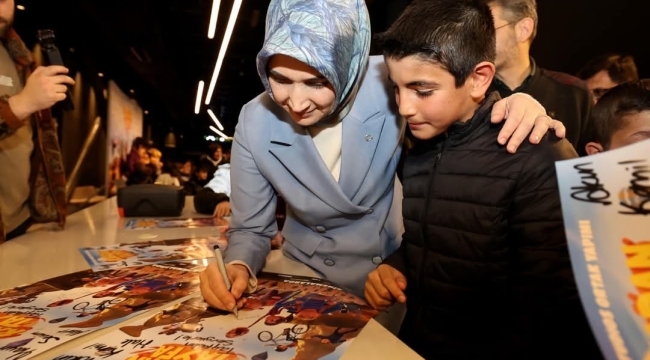 Vali Yiğitbaşı Çocukları Sinemada Buluşturdu