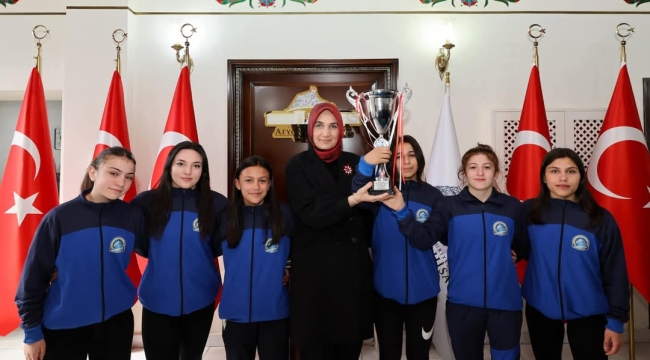 Afyonkarahisar'da Türkiye Şampiyonları Ne Yaptı?