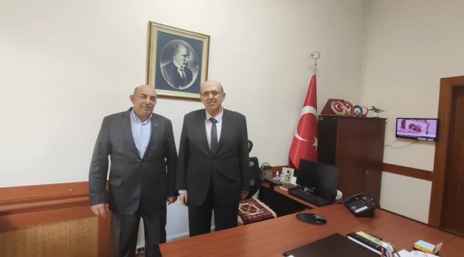 Bolvadinli Esnaf Adnan Leblebici’den Eskişehir Vali Yardımcısı Osman Canatan’a Anlamlı Ziyaret