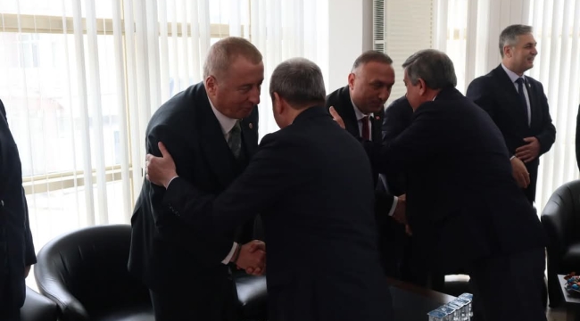 Çay İlçesinde Bayramlaşma Töreni Birinci Gün Yapıldı