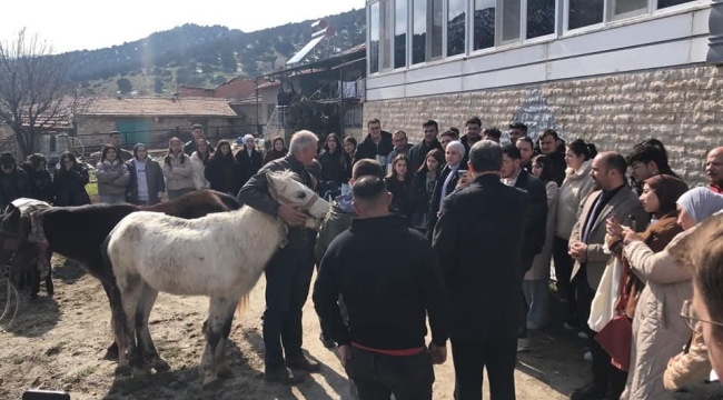 Emirdağ'da Atlara Değer Vermek İçin İngiltere'ye Başvurdular