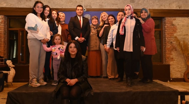 Emirdağ'da Kadınlara Yönelik Söyleşi Düzenlendi