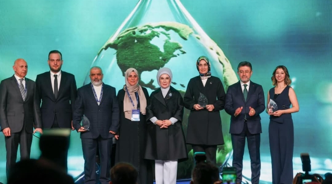 Vali Yiğitbaşı Emine Erdoğan İle Buluştu