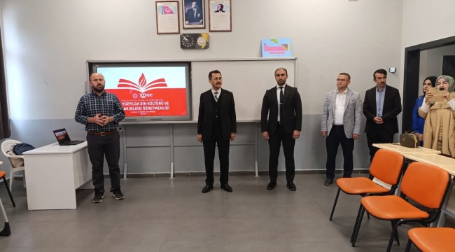 Afyonkarahisar Bolvadin’de “Türkiye Yüzyılı Maarif Modeli” Semineri Düzenlendi