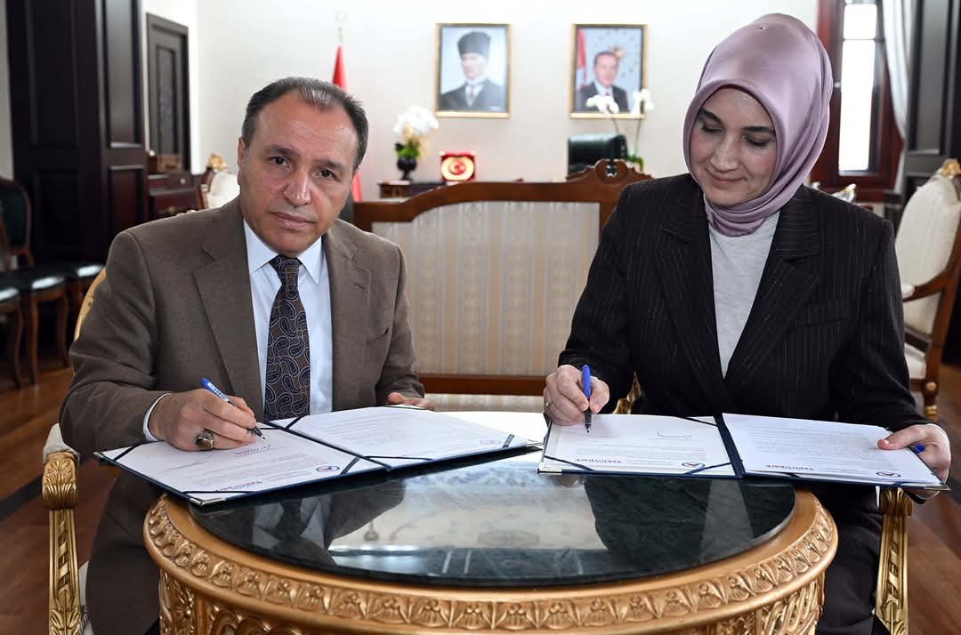 Afyonkarahisar'da Jeotermal Kaynaklarla Su Ürünleri Yetiştiriciliği Projesi Başlıyor