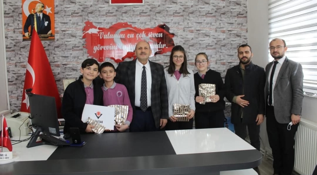 Afyonkarahisar'da TÜBİTAK Başarısı: Bolvadinli Öğrencilerden Bilimsel Gurur