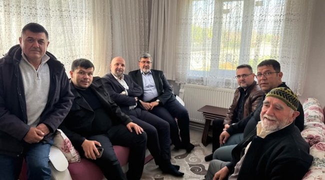 AK Parti Heyeti Bolvadin'i Karış Karış Gezdi
