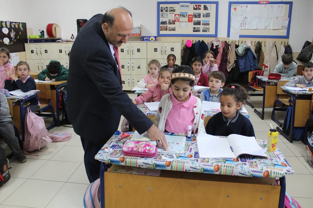 Bolvadin'de Eğitim Adına Her Çalışmayı Takip Ediyorlarmış