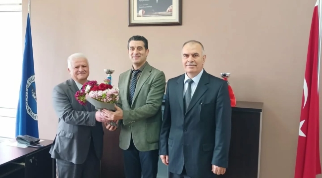 Bolvadin İlçesinde Bayrak Değişimi! Ciğerci Görevden Ayrıldı