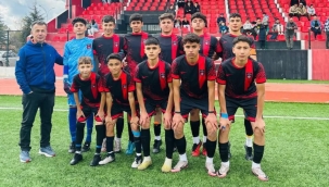 Bolvadin Termalspor'dan Şampiyonluk Yürüyüşü Afyonkarahisar U-15 Ligi'nde Gençler Fırtına Gibi Esiyor