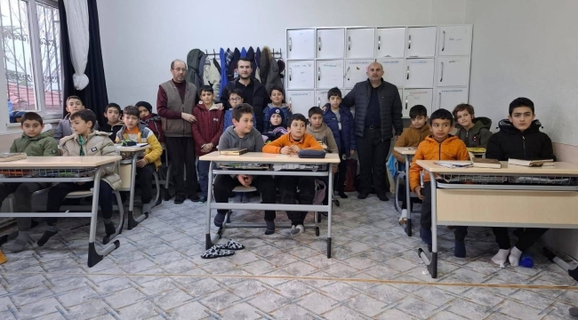 Çay’da Hafızlık Projesi İlk Mezunlarını Verdi