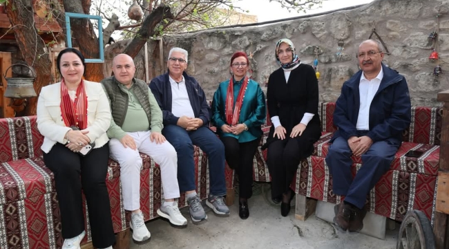 Afyonkarahisar Valisi Kübra Güran Yiğitbaşı, Frigya'nın Kalbinde Konuklarını Tarihle Buluşturdu