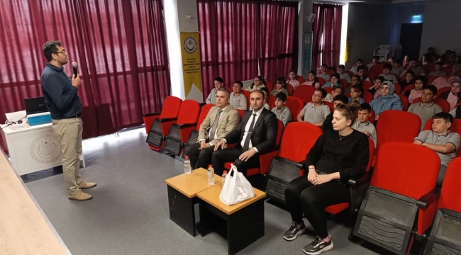 Bolvadin'de Gençlere "Finansal Okuryazarlık" Bilinci Aşılandı