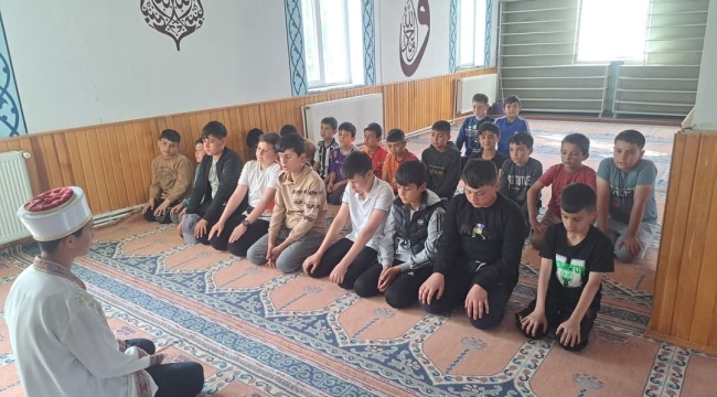 Işıklar Kasabası'nda Camide Uygulamalı Din Eğitimi