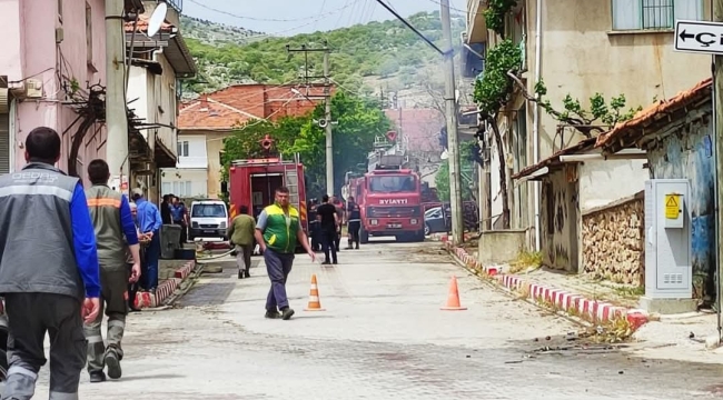 Kızılören'de Korku Dolu Anlar: Yaşlı Adamın Evi Göz Göre Göre Yandı