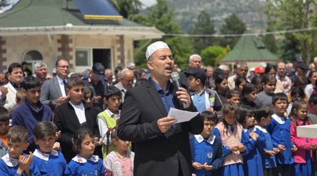“Rahmetin Kapılarını Aç Ya Rabbi” – Kemerkaya’da Yağmur Duasına Yoğun Katılım