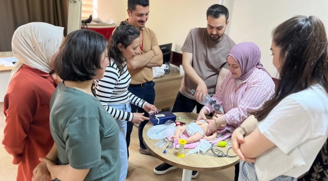 100. Sertifikada Hayat Var: Afyonkarahisar’da NRP Eğitimleri Sağlıkta Kaliteyi Taçlandırdı
