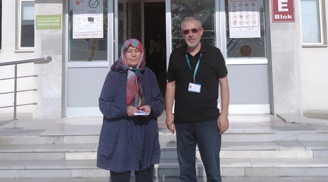 70 Yaşındaki Vahide Hanım, Azmiyle Gençlere Taş Çıkartıyor