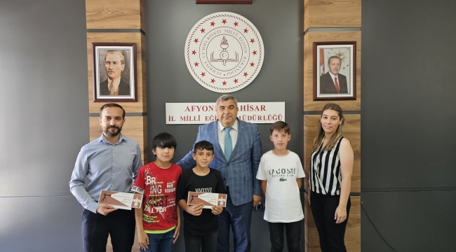 Afyonkarahisar'da Ödüller İmam Hatip'te Sahibini Buldu