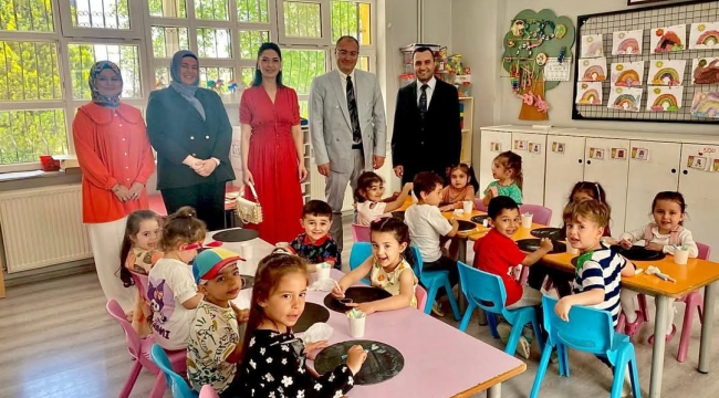 Bolvadin Kaymakamı Arıkan'dan Miniklere Süpriz