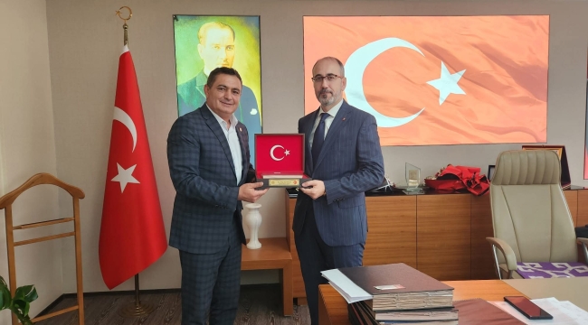 Çobanlar Belediye Başkanı Altuntaş: Hocamıza Yeni Görevinde Başarılar Diliyorum