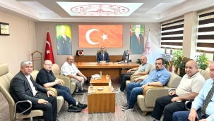 Dr. Hakkı Öztürk'e İlk Ziyaret Hemşehrilerinden!