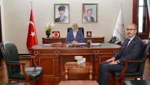 Vali Yiğitbaşı Dr. Hakkı Öztürk'ü Kabul Etti
