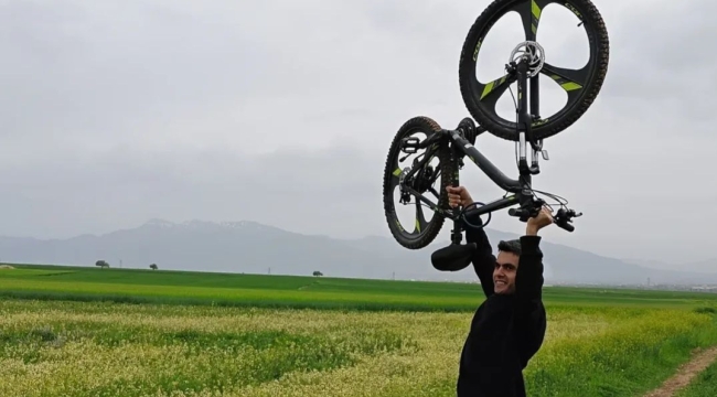Yağmur Dinlemedi, Pedallamaya Devam Etti: Said Karahan’dan 40 Kilometrelik Solo Bisiklet Mücadelesi