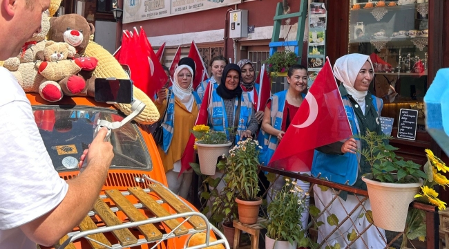 Afyonkarahisar&#039;da Terörsüz Türkiye Bayraklarla Kutlandı