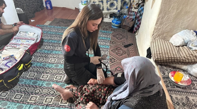 Afyonkarahisarlı Sağlık Ekipleri Yangın Bölgesinde Pür Dikkat